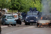 توتر بين صرب كوسوفو والشرطة .. والجيش الصربي يتحرك | فيديو