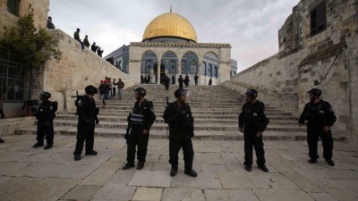القدس.. اعتقال أكثر من 50 فلسطينيًا في مواجهات مع إسرائيليين
