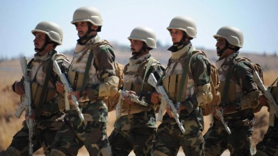 قوات النخبة السورية وهي تشارك في تدريب مع الجيش الروسي في قاعدة يعفور العسكرية في عام 2019