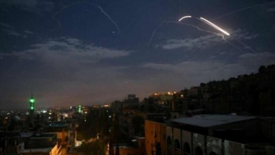 الدفاعات الجوية تتصدى لقصف إسرائيلي سابق في محيط دمشق - AFP