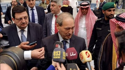 فيصل المقداد يصل السعودية للمشاركة في الاجتماعات التحضيرية للقمة العربية