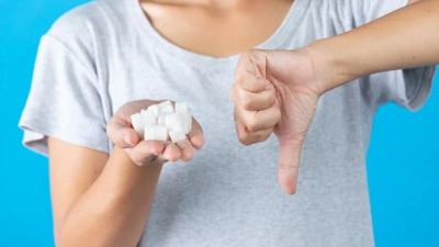حكومة النظام تطلق حملة لتشجيع الأهالي على التخفيف من استهلاك السكر الأبيض