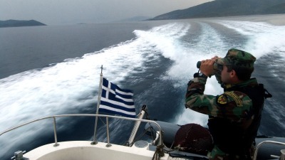 خفر السواحل اليوناني يبحث عن مفقودين قبالة سواحله