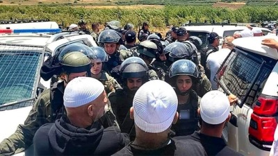مواجهات بين الأهالي في الجولان المحتل والشرطة الإسرائيلية (الأناضول)