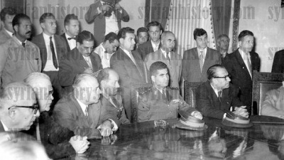 جلسة مشتركة لضاط الجيش والحكومة السورية في كانون الثاني 1958