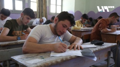 امتحانات المرحلتين الإعدادية والثانوية في ريف إدلب (تلفزيون سوريا)