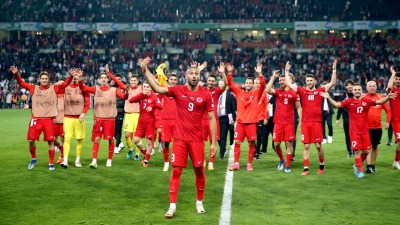 من مباراة تركيا ولاتفيا في تصفيات بطولة كأس أمم أوروبا - 15 تشرين الأول 2023 (الأناضول)