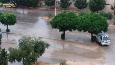 مع استعدادات هشة.. أمطار غزيرة تغرق مدينة حماة