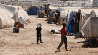 أطفال في مخيم للنازحين شمال غربي سوريا - (الدفاع المدني السوري)