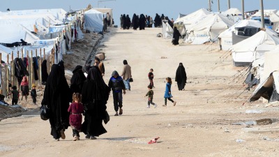 طاجيكستان تستعيد 50 طفلاً وامرأة من مخيمات شمال شرقي سوريا