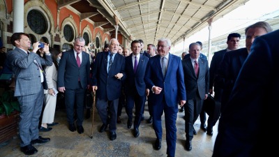 الرئيس الألماني خلال زيارته إلى محطة سيركجي في إسطنبول (وسائل إعلام تركية)
