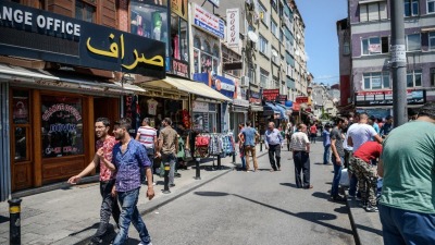 عمرياً وجغرافياً.. كيف يتوزع السوريون في تركيا؟