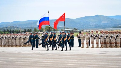 القوات الروسية في قاعدة حميميم