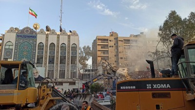 القنصلية الإيرانية في دمشق عقب الغارة الإسرائيلية ـ AFP