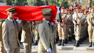 قُتل باشتباكات داعل بريف درعا.. النظام يشيع ضابطاً من "الأمن السياسي" في دمشق