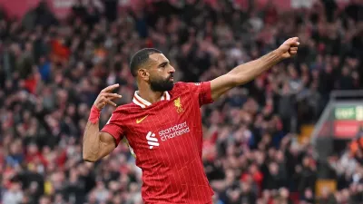 محمد صلاح يثير الجدل بتصريح حول مستقبله.. كيف رد مدرب ليفربول؟